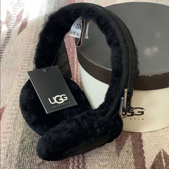 UGG Accessories - NWT UGG Black Sheepskin Double U Ear Muffs